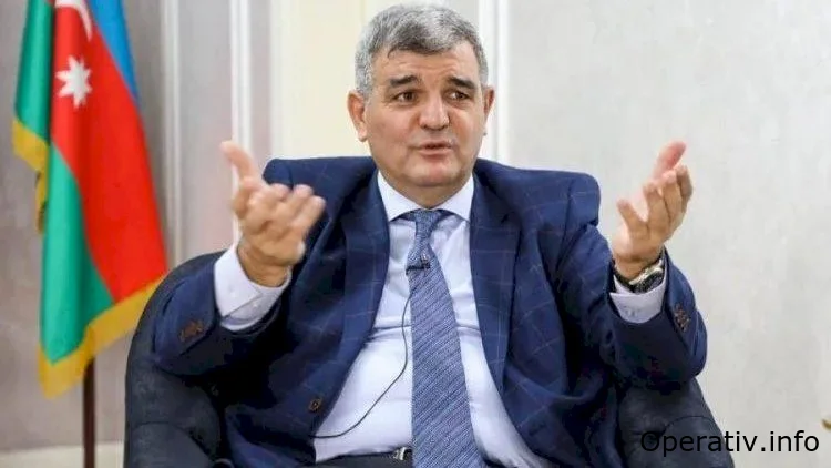 “Soyadlarda “ov”, “yev”i təmizləsən də, milliləşdirmək mümkün olmur”- Fazil Mustafa